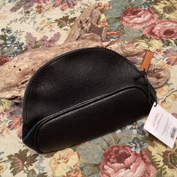 BNWT MCM Embossed Logo Stripe Clutch Cosmetic Bag Pouch / Black & Tan - Picture 2 of 6